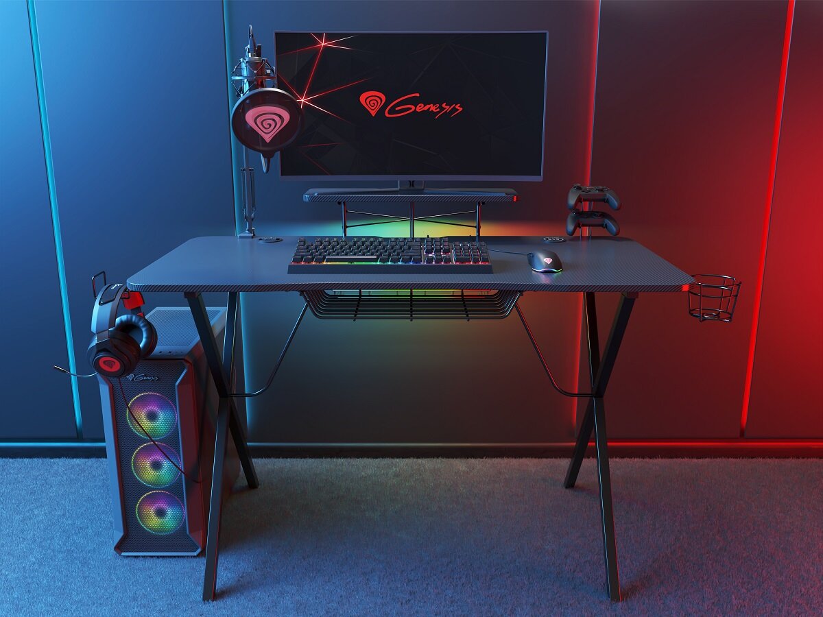 Biurko Genesis Holm 300 RGB monitor, klawiatura, myszka, mikrofon, pady na biurku