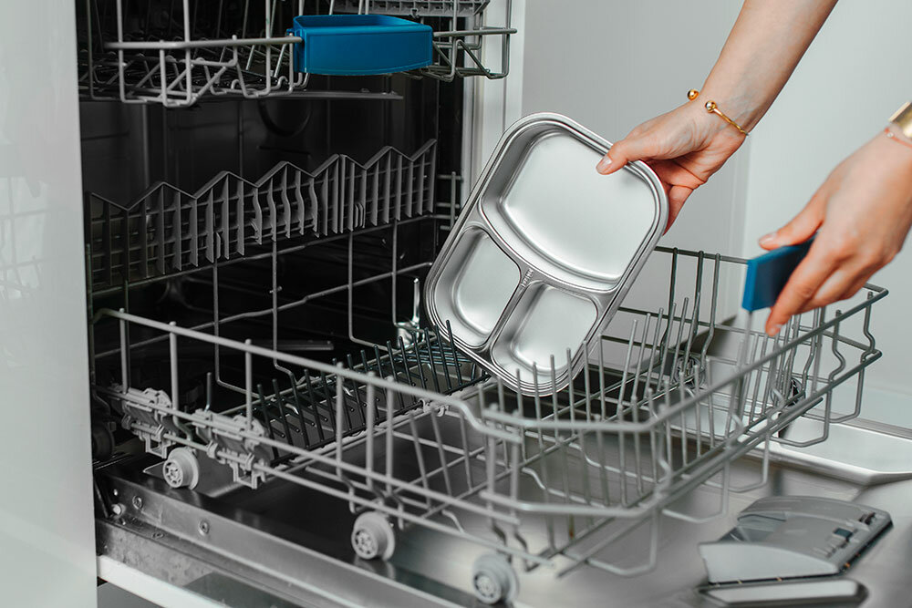 Elektryczny podgrzewacz na żywność NOVEEN LB510 Grey Plus wizualizacja możliwości mycia w zmywarce