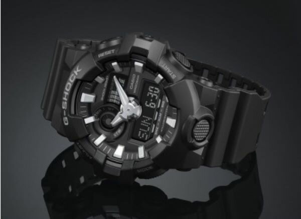 Zegarek Casio G-Shock GA-700-1BER zegarek bokiem