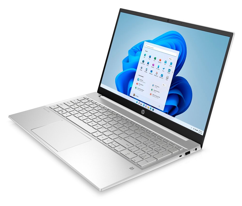 Laptop HP Pavilion 15-eg2222nw biały 15.6” widok pod skosem na przód